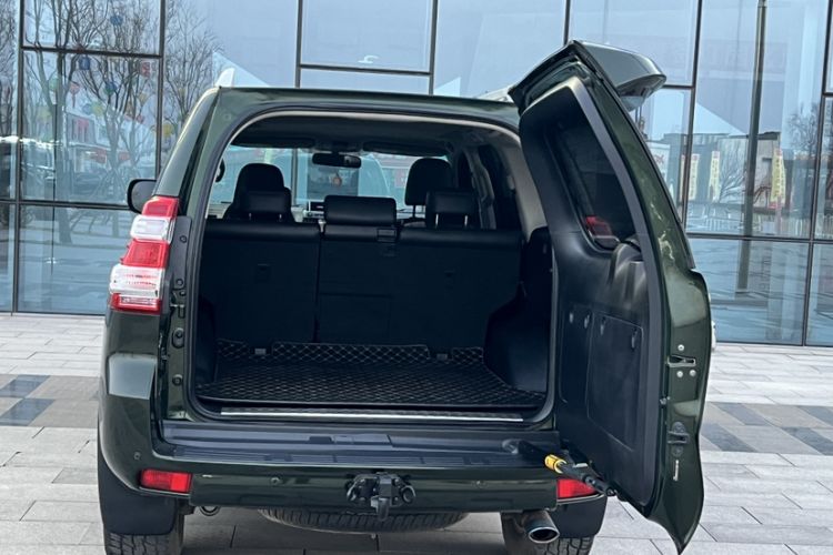 Used Toyota Prado 2016 2.7L Automatic Standard Edition Exterior 2