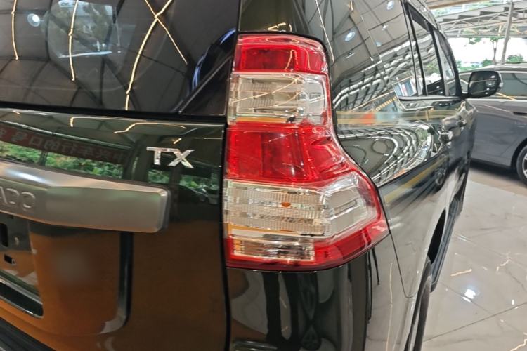 Used Toyota Prado 2016 2.7L Automatic Standard Edition Exterior 3
