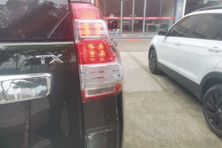 Used Toyota Prado 2016 2.7L Automatic Standard Edition Exterior 6
