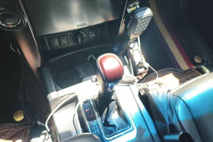 Used Toyota Prado 2016 3.5L Automatic TX-L NAVI Gear Lever