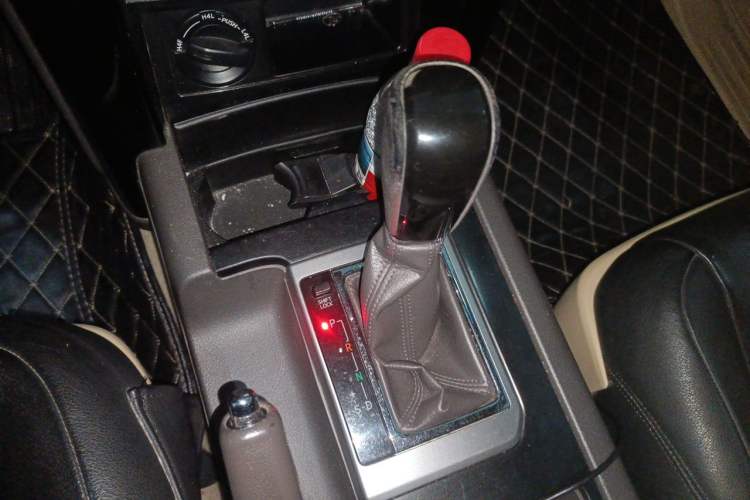 Used Toyota Prado  Gear Lever