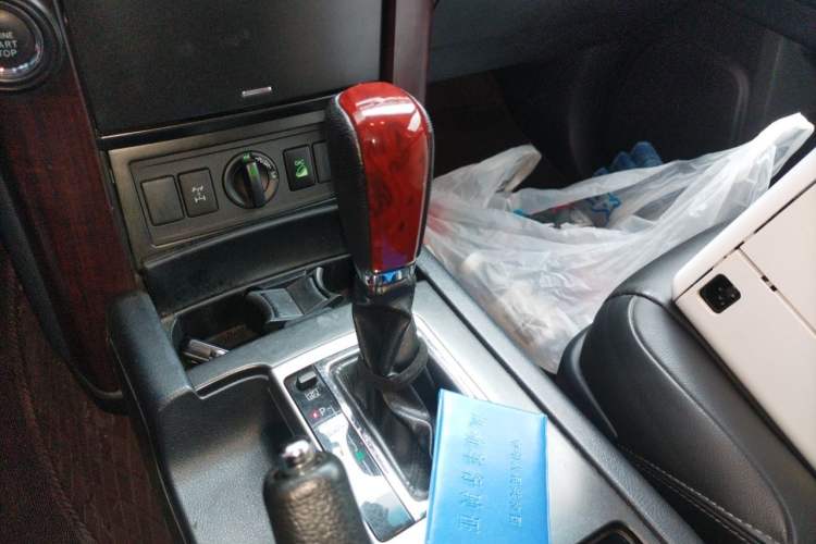 Used Toyota Prado 2016 3.5L Automatic TX-L NAVI Gear Lever