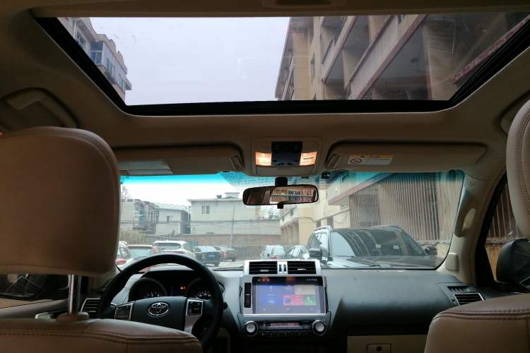 Used Toyota Prado 2016 3.5L Automatic TX-L Headliner