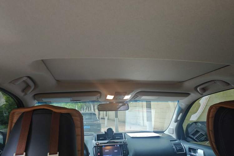 Used Toyota Prado 2016 3.5L Automatic TX-L Headliner