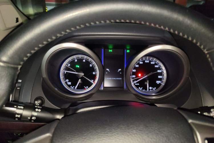 Used Toyota Prado 2016 3.5L Automatic TX-L NAVI Instrument Cluster