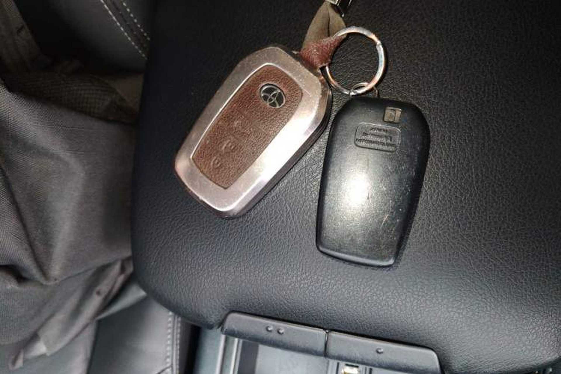 Used Toyota Prado 2016 2.7L Automatic Standard Edition Interior 1