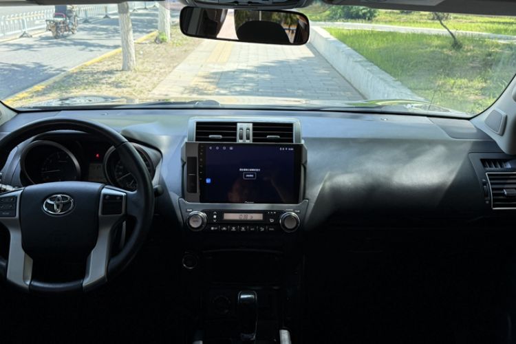 Used Toyota Prado 2016 2.7L Automatic Standard Edition Interior 1