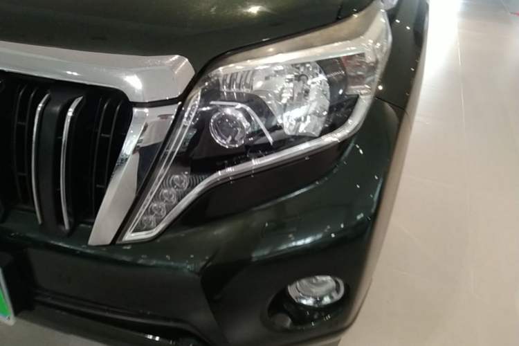 Used Toyota Prado 2016 3.5L Automatic TX-L Left Front Headlight