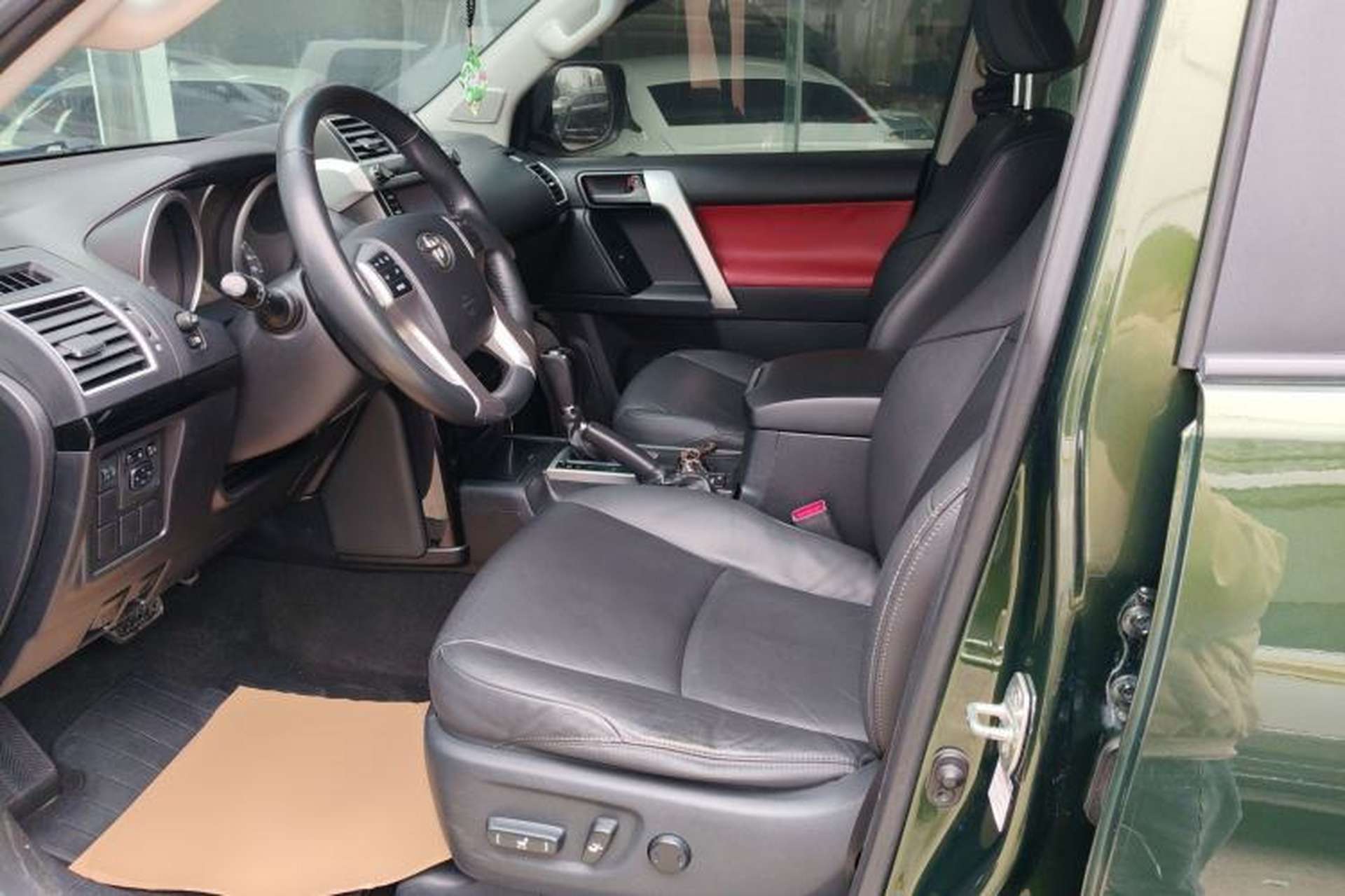 Used Toyota Prado 2016 2.7L Automatic Standard Edition Left Front Seat