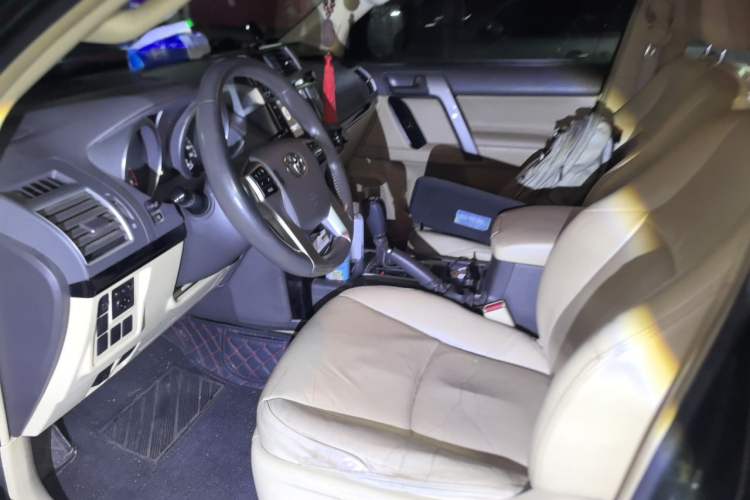 Used Toyota Prado 2016 2.7L Automatic Standard Edition Left Front Seat