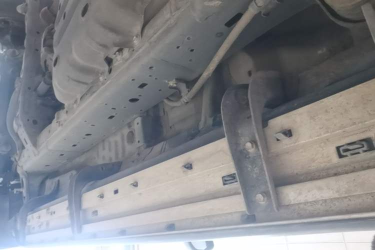 Used Toyota Prado 2016 2.7L Automatic Standard Edition Left Side Sill