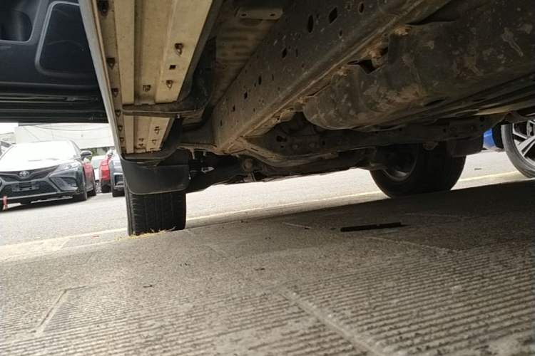 Used Toyota Prado 2016 2.7L Automatic Standard Edition Left Side Sill