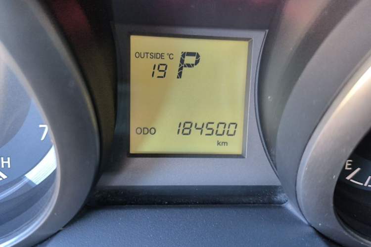 Used Toyota Prado 2016 2.7L Automatic Standard Edition Odometer Close Up