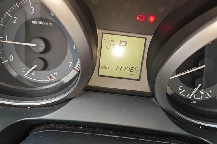 Used Toyota Prado 2016 2.7L Automatic Standard Edition Odometer Close Up