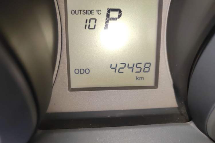 Used Toyota Prado 2016 2.7L Automatic Standard Edition Odometer Close Up