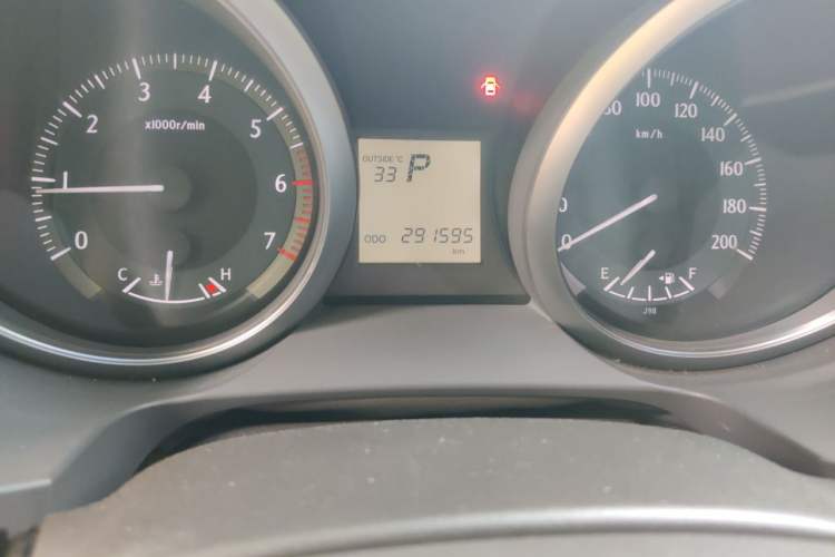 Used Toyota Prado 2016 2.7L Automatic Standard Edition Odometer Close Up