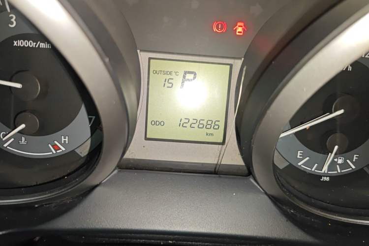 Used Toyota Prado 2016 2.7L Automatic Standard Edition Odometer Close Up