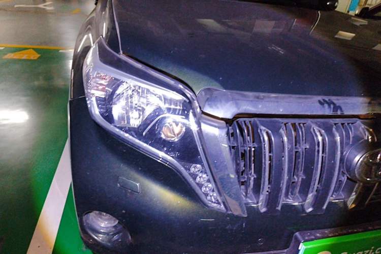 Used Toyota Prado 2016 3.5L Automatic TX-L Right Front Headlight