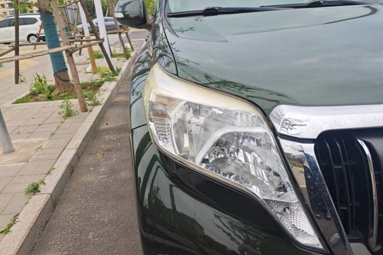 Used Toyota Prado 2016 2.7L Automatic Standard Edition Right Front Headlight