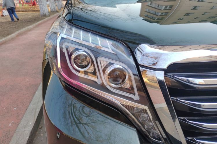 Used Toyota Prado 2016 2.7L Automatic Standard Edition Right Front Headlight
