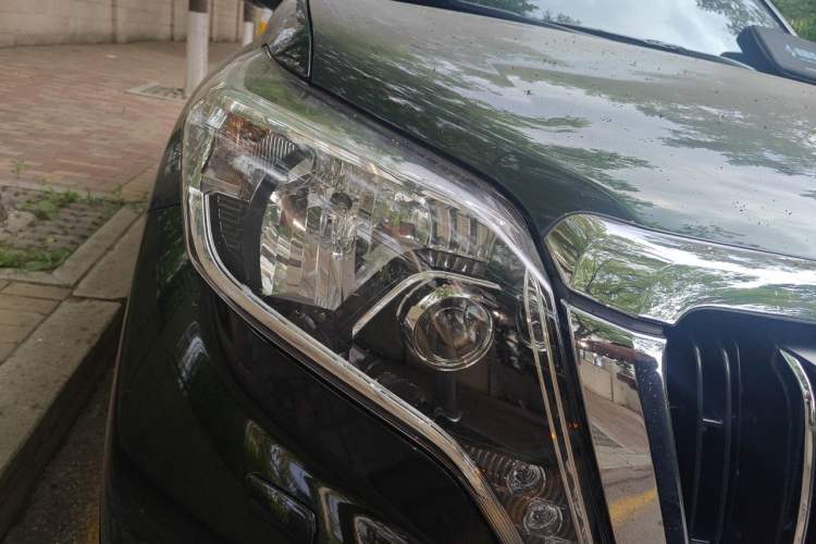 Used Toyota Prado 2016 3.5L Automatic TX-L Right Front Headlight