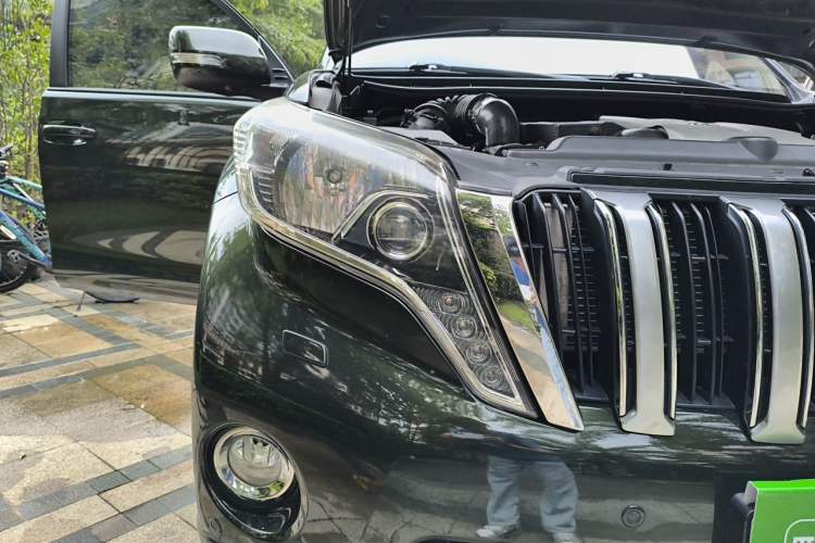 Used Toyota Prado 2016 3.5L Automatic VX NAVI Right Front Headlight