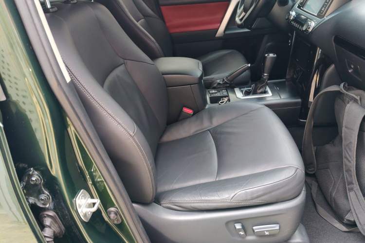 Used Toyota Prado 2016 2.7L Automatic Standard Edition Right Front Seat