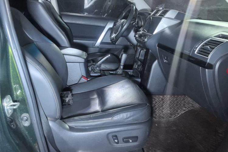 Used Toyota Prado 2016 2.7L Automatic Standard Edition Right Front Seat