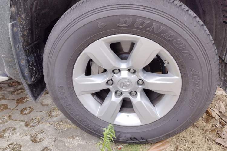 Used Toyota Prado 2016 3.5L Automatic TX-L Right Front Wheel Hub