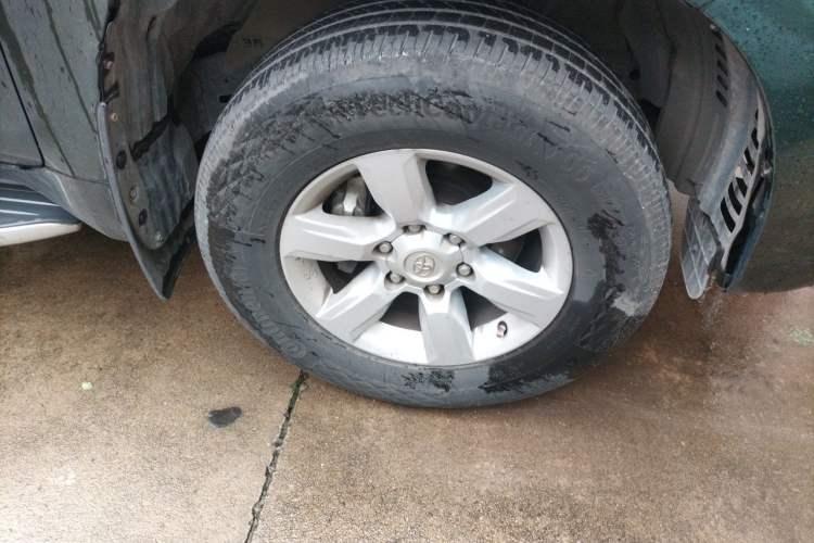 Used Toyota Prado 2016 3.5L Automatic TX-L NAVI Right Front Wheel Hub
