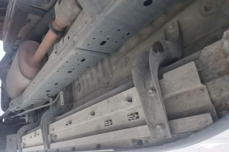Used Toyota Prado 2016 2.7L Automatic Standard Edition Right Side Sill