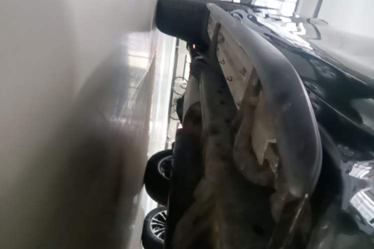 Used Toyota Prado 2016 2.7L Automatic Luxury Edition Right Side Sill