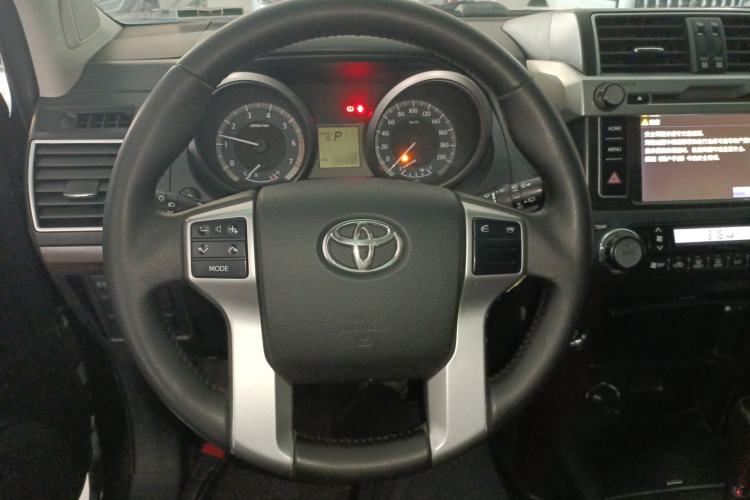 Used Toyota Prado 2016 2.7L Automatic Standard Edition Steering Wheel