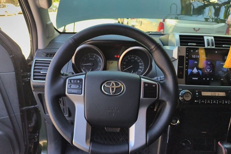 Used Toyota Prado 2016 2.7L Automatic Standard Edition Steering Wheel