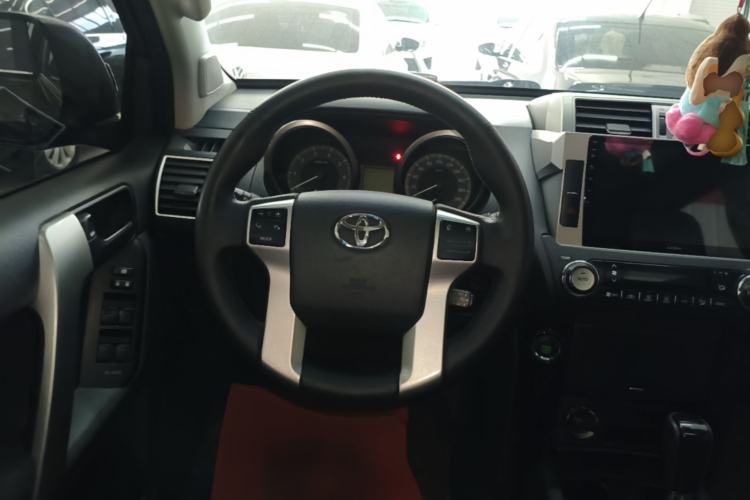 Used Toyota Prado 2016 2.7L Automatic Standard Edition Steering Wheel