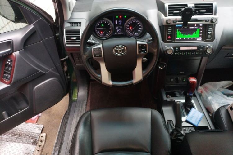 Used Toyota Prado 2016 3.5L Automatic TX-L NAVI Steering Wheel