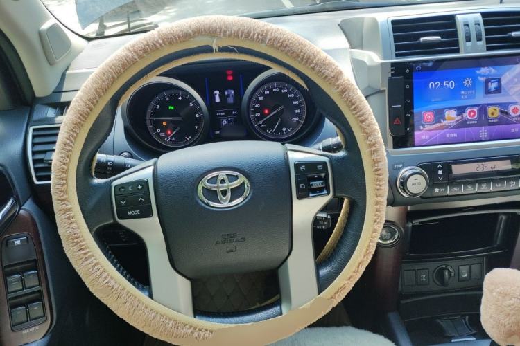 Used Toyota Prado 2016 3.5L Automatic TX-L Steering Wheel