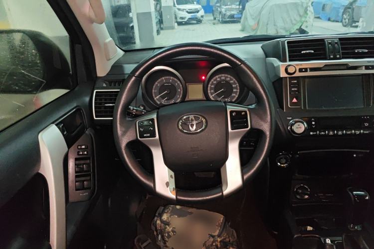 Used Toyota Prado 2016 2.7L Automatic Standard Edition Steering Wheel