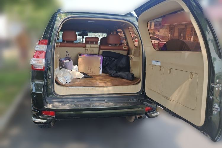 Used Toyota Prado  Trunk