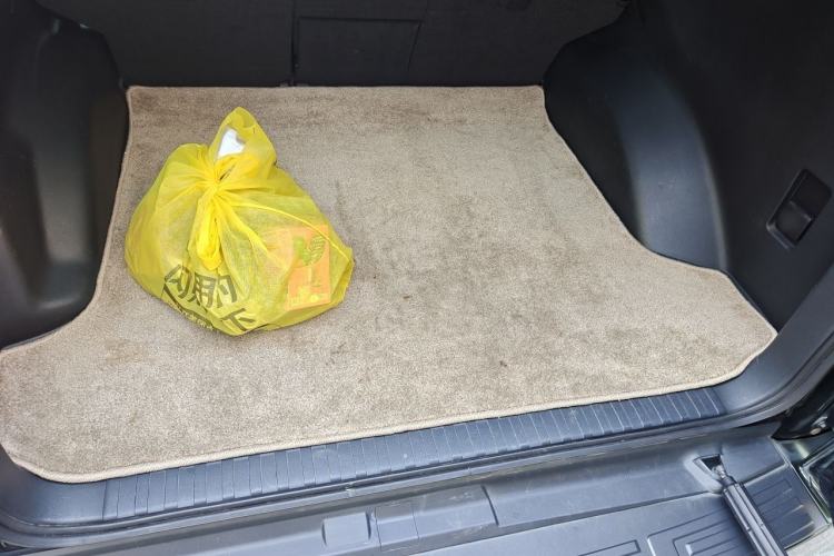 Used Toyota Prado 2016 3.5L Automatic TX-L Trunk
