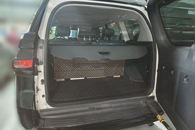 Used Toyota Prado 2016 3.5L Automatic TX-L Trunk