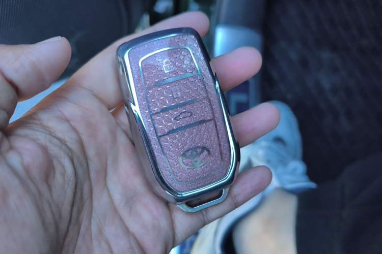 Used Toyota Prado 2016 2.7L Automatic Standard Edition Vehicle Key