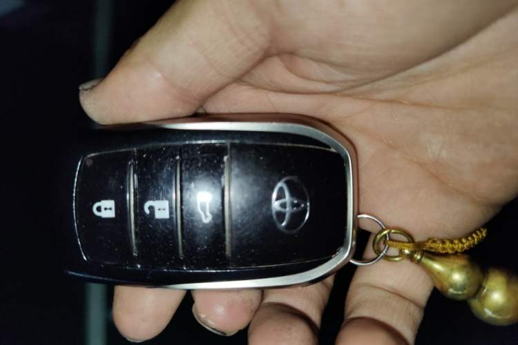 Used Toyota Prado 2016 3.5L Automatic TX-L NAVI Vehicle Key