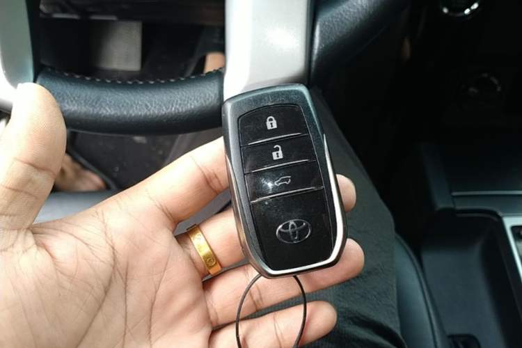 Used Toyota Prado 2016 2.7L Automatic Standard Edition Vehicle Key