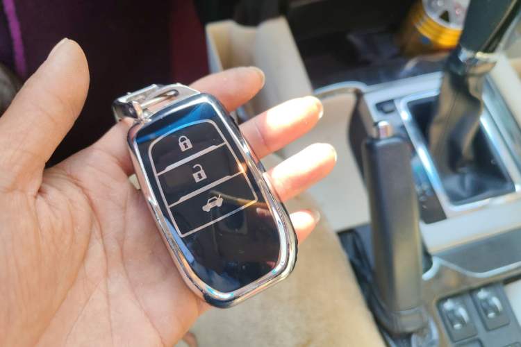 Used Toyota Prado 2016 2.7L Automatic Standard Edition Vehicle Key