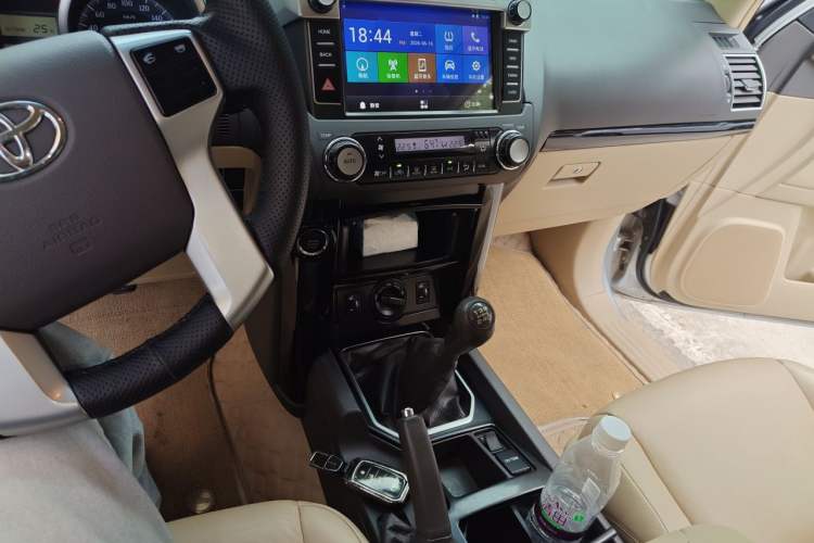 Used Toyota Prado 2016 2.7L Manual Transmission Audio And AC Panel