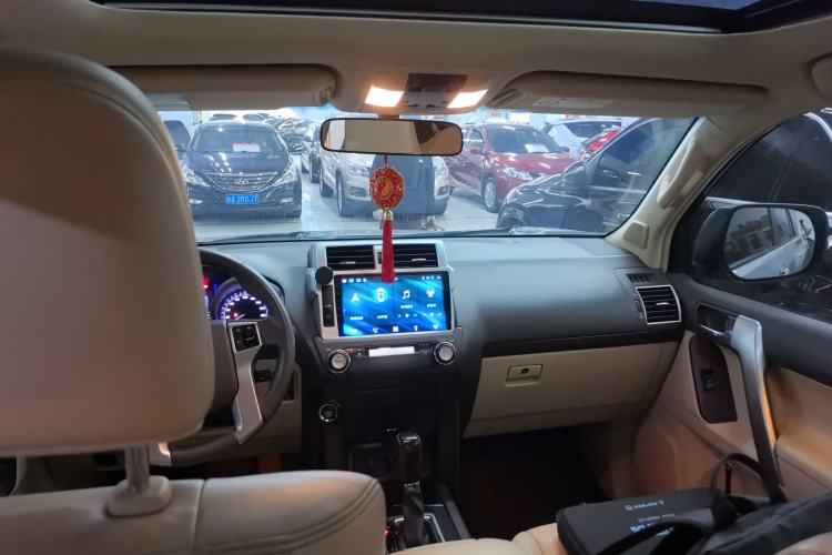 Used Toyota Prado 2016 3.5L Automatic TX-L Headliner