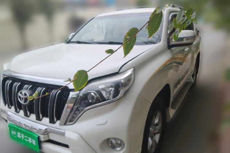 Ojetý Toyota Prado Prado, 2.7-liter engine, seven seats Guazi used car, China used car export, Used car for sale, Used cars, Cheapest cars for sale