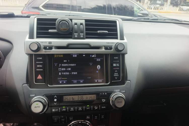 Used Toyota Prado 2016 3.5L Automatic VX NAVI Audio And AC Panel