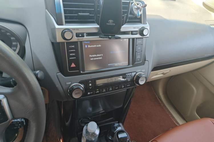 Used Toyota Prado  Audio And AC Panel